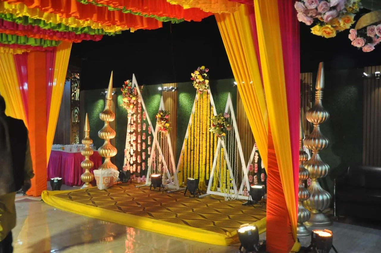 Hotel Arch Plaza - Near Yashobhoomi Convention Centre Dwarka Yeni Delhi