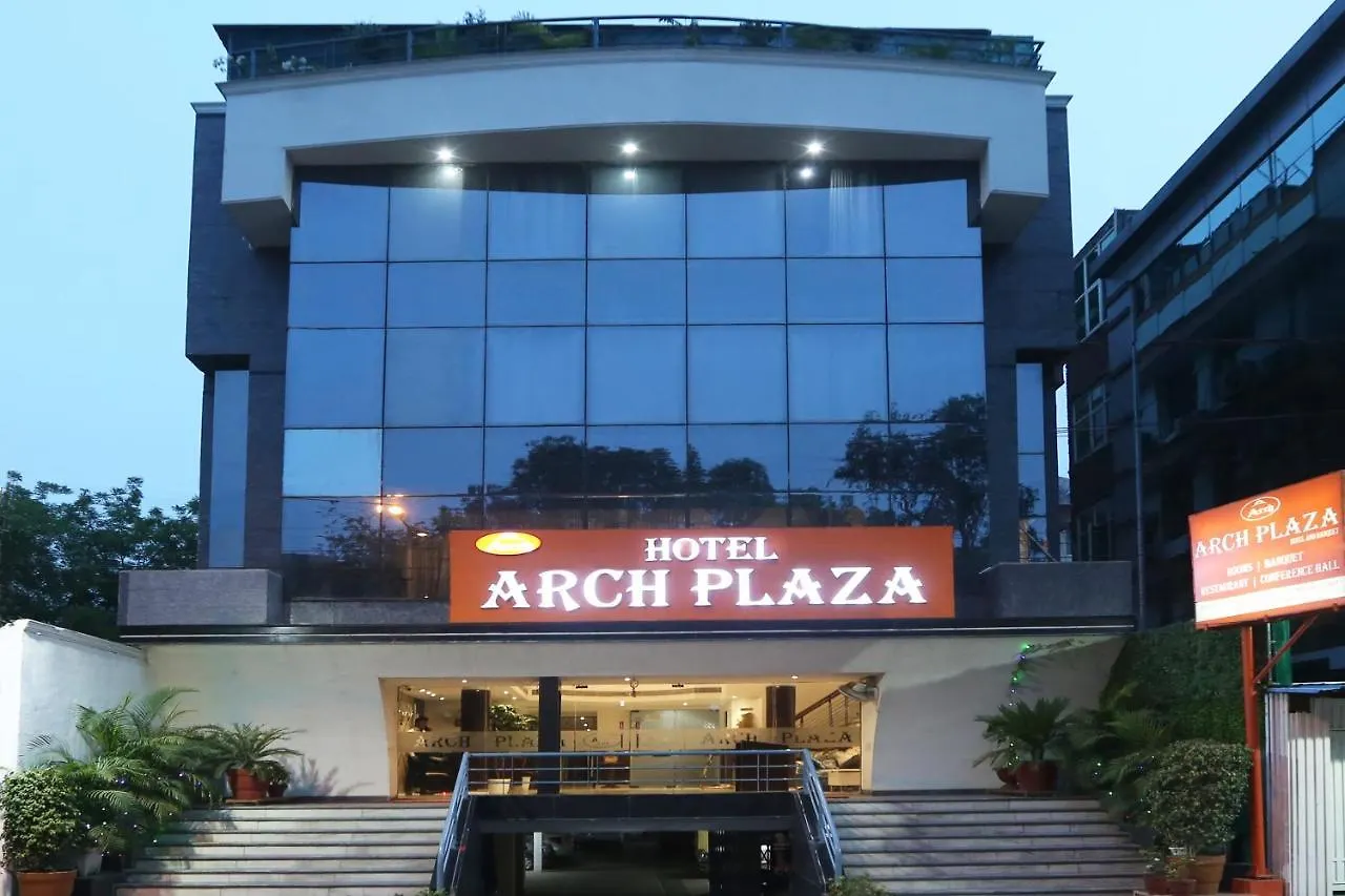 ****  Hotel Arch Plaza - Near Yashobhoomi Convention Centre Dwarka Yeni Delhi Hindistan