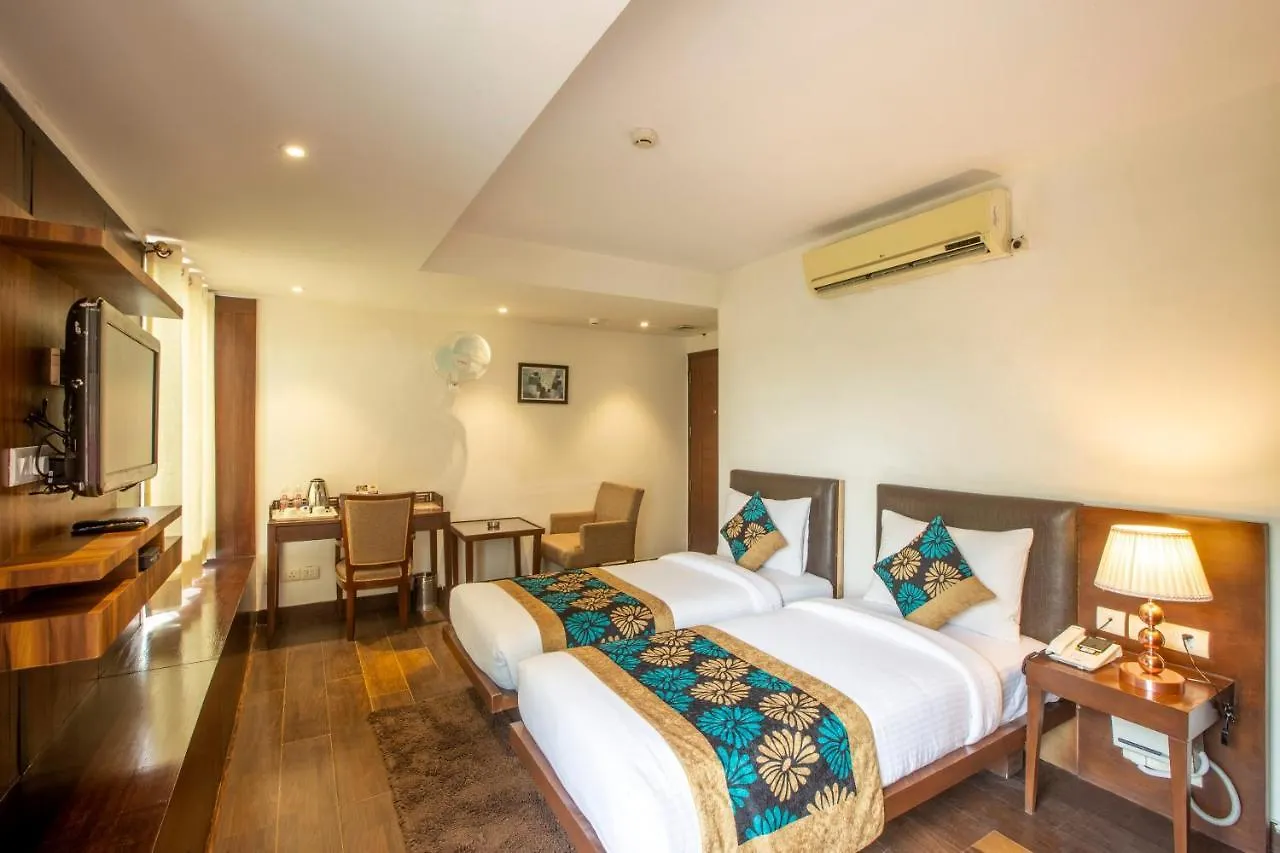 Hotel Arch Plaza - Near Yashobhoomi Convention Centre Dwarka Yeni Delhi 4*,